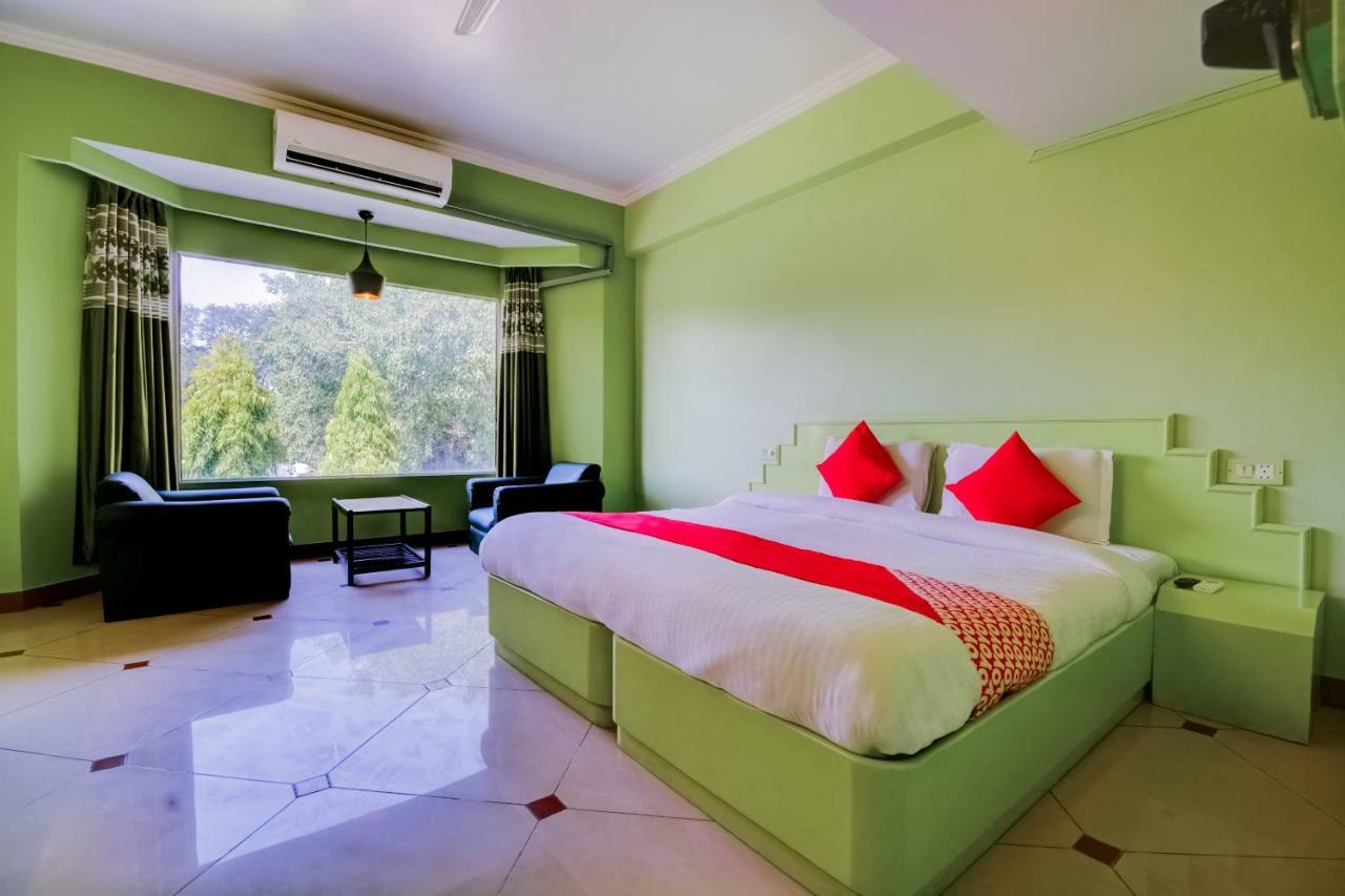 Oyo 18814 Hotel Maya International 斋浦尔 外观 照片