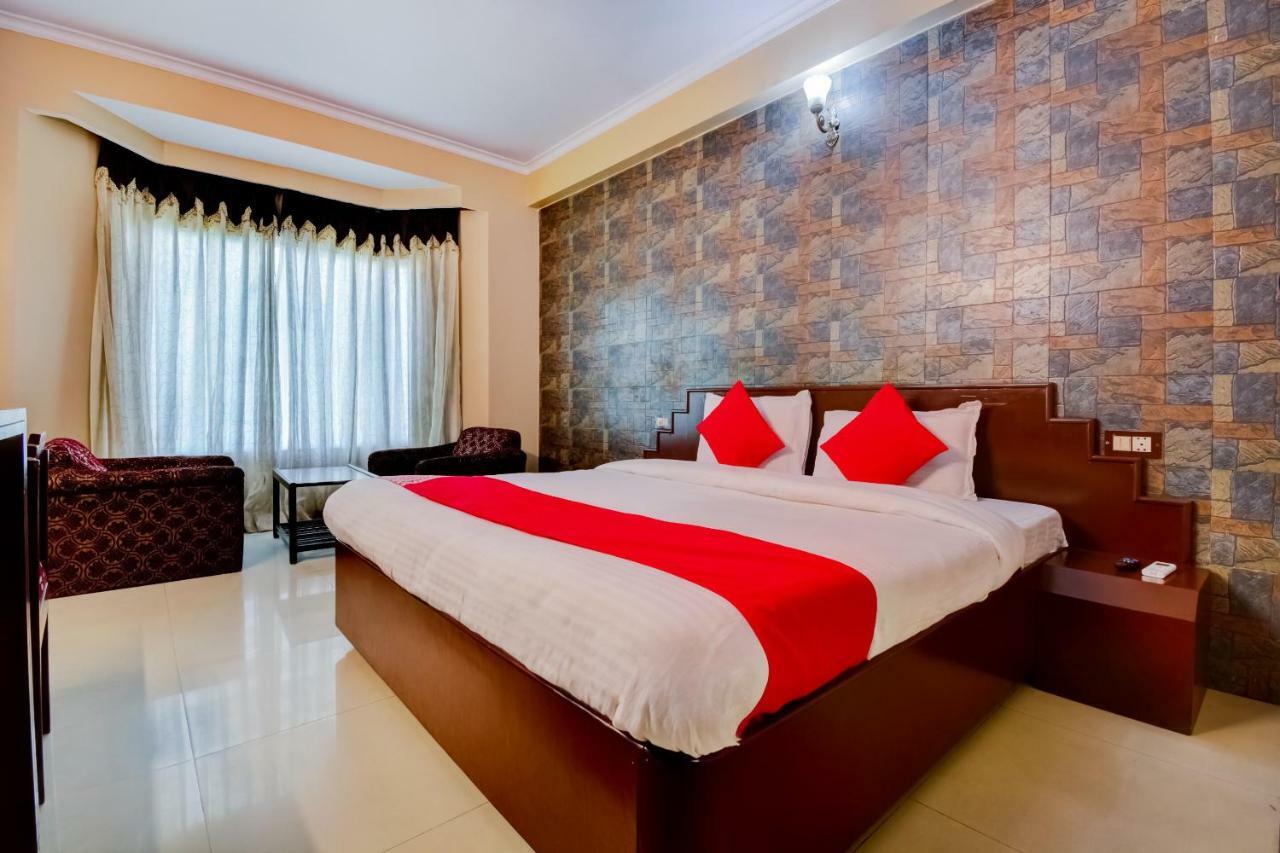 Oyo 18814 Hotel Maya International 斋浦尔 外观 照片